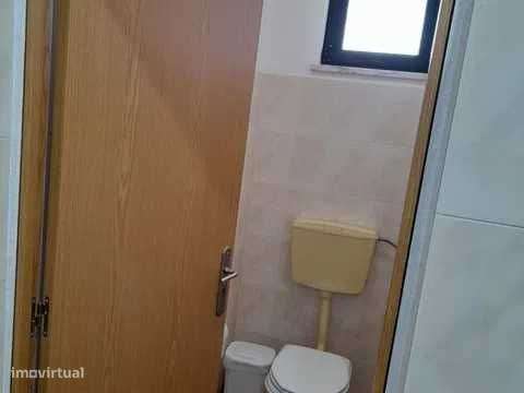 Moradias/espaços para Industria - Grande imagem: 4/12