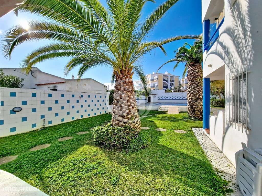 Apartamento com 1+1 quartos inserido num pequeno condomínio fechado...-17