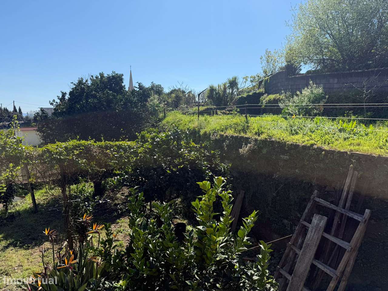 Moradia T3 | Box 2 Carros | Jardim | Exclusivo-22