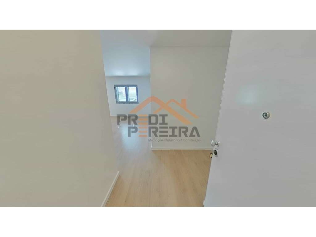 T2 situado na Quinta dos Fartos, Apelação. - Grande imagem: 5/32