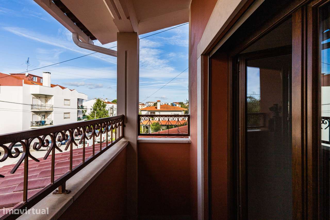 Moradia T4 renovada | Piscina Aquecida - Parceiros-36