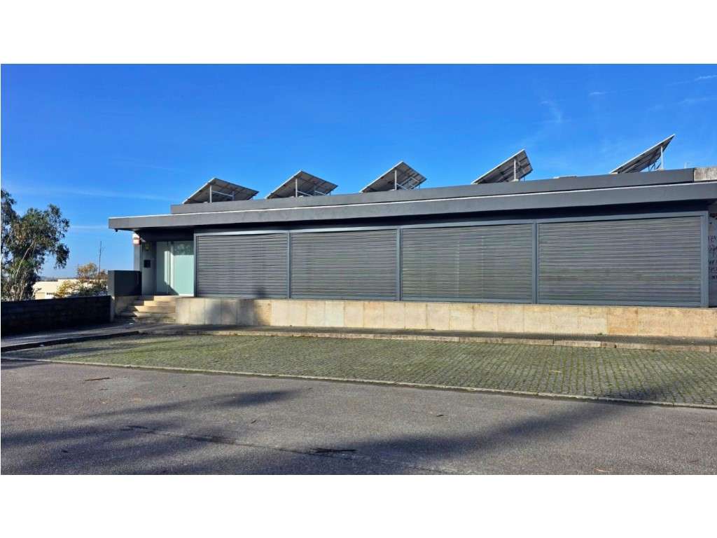 Armazém moderno em localização estratégica - Grande imagem: 2/22