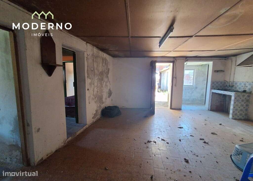 Moradia para recuperar – Guia, Pombal-12