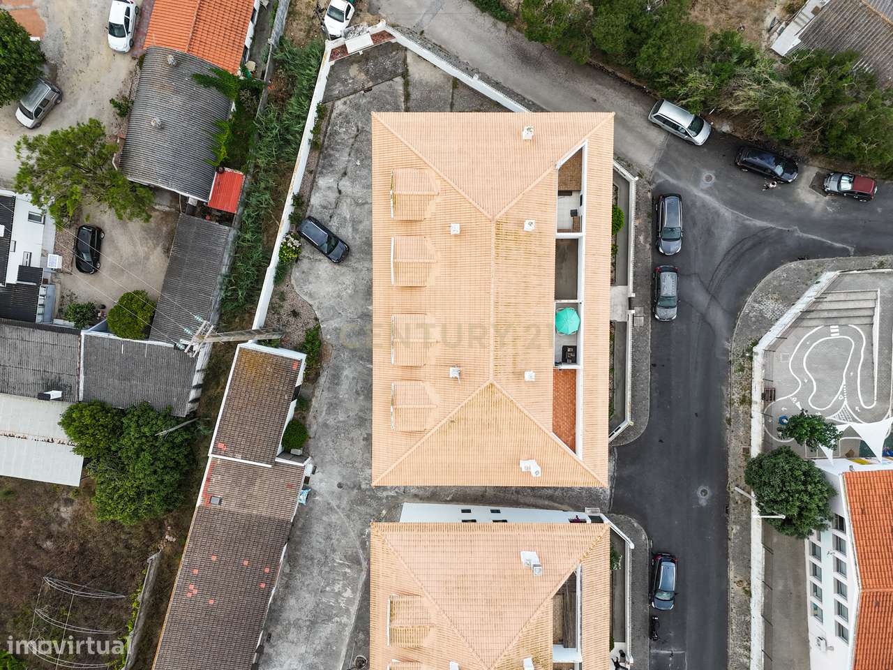 Duplex T2+2 em Lourinhã com Terraço e Proximidade à Praia-11
