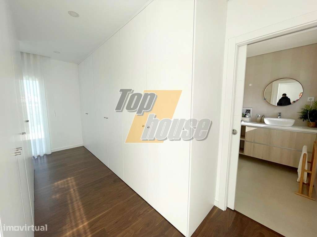 Moradia Isolada T4+1 com piscina-19