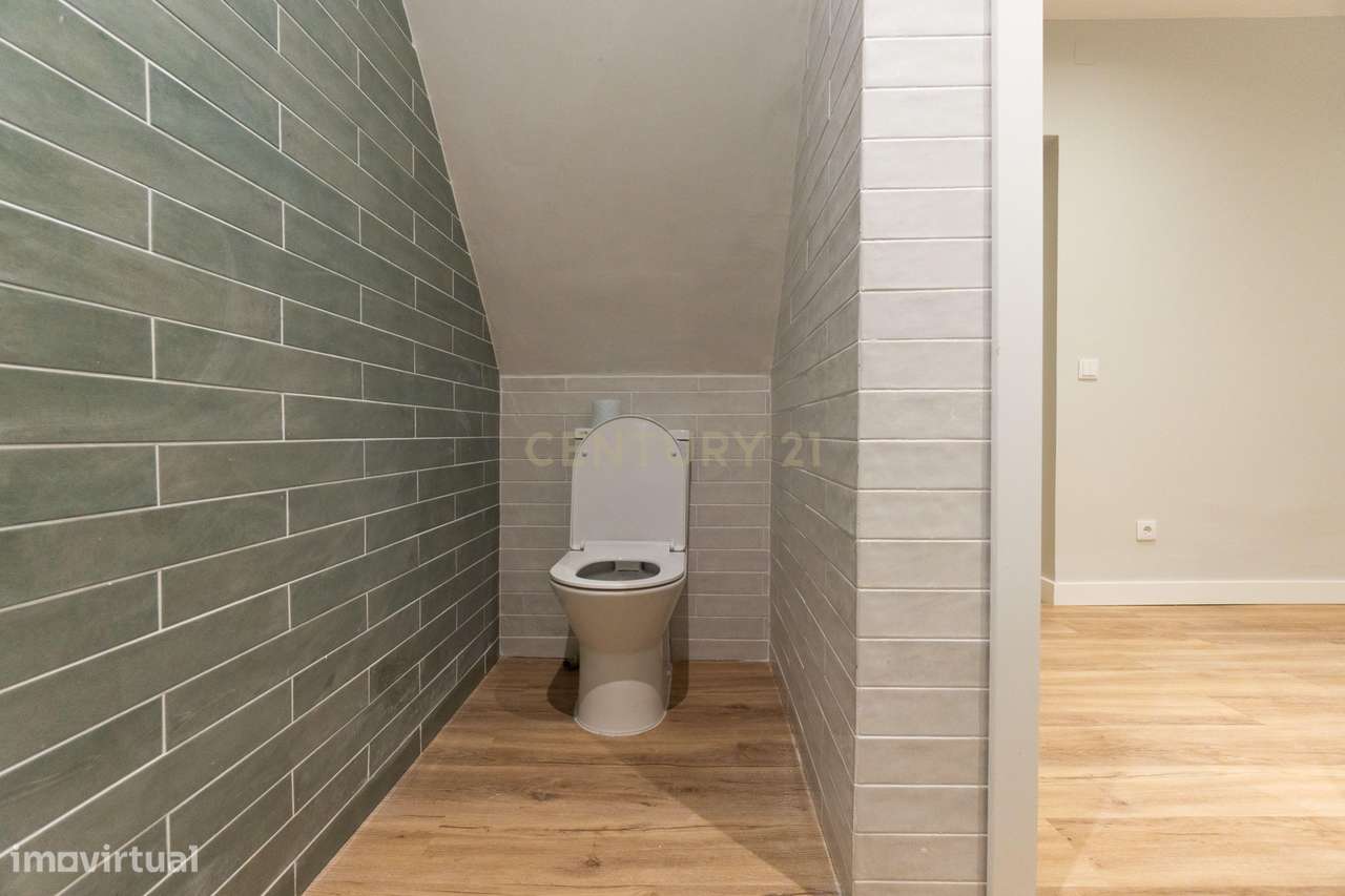 Prédio remodelado na Baixa de Setúbal – uma oportunidade única-31