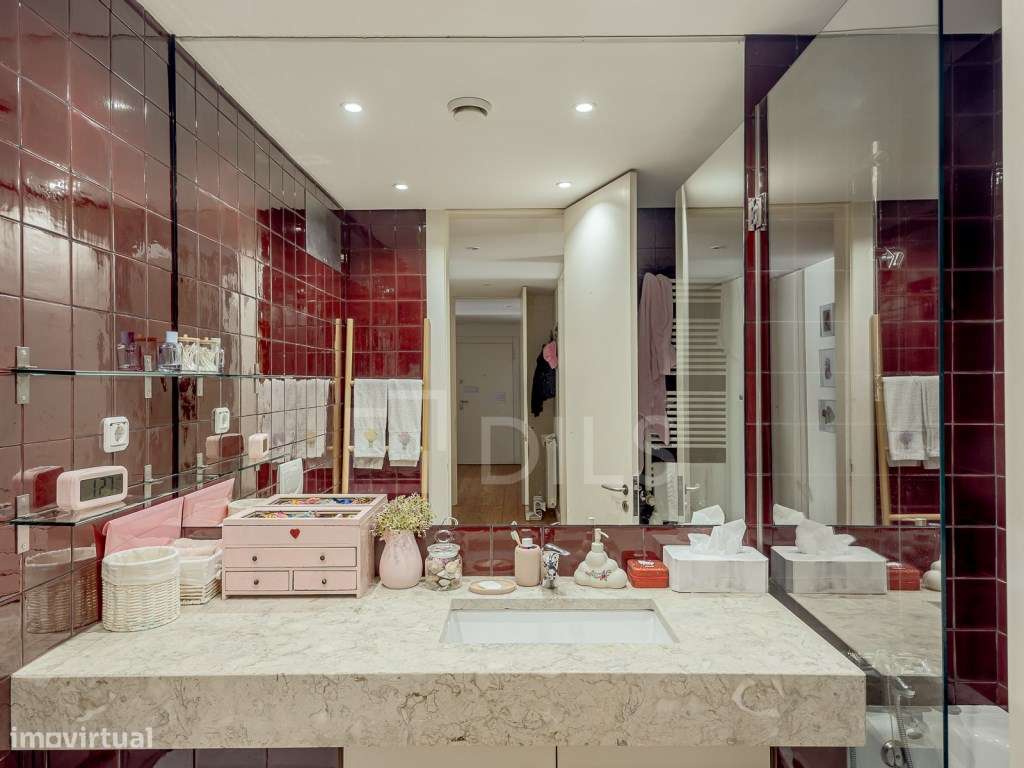 Apartamento T3 com varanda, na Estrela-21