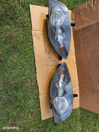 Przednie lampy Europa VW Golf V plus - 1