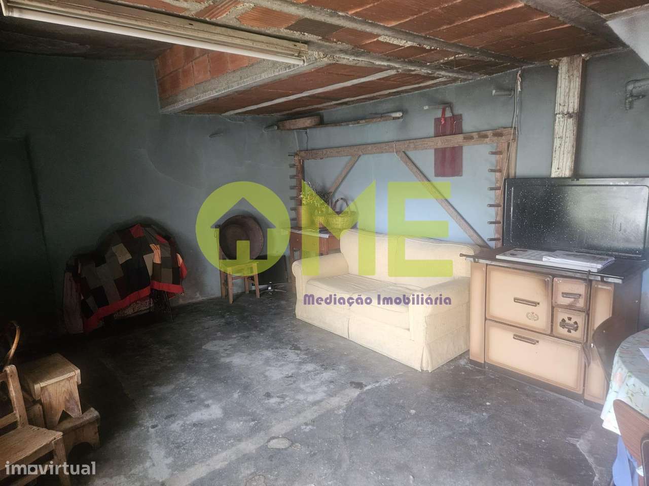 Moradia para Remodelação entre Ourém e Fátima-5