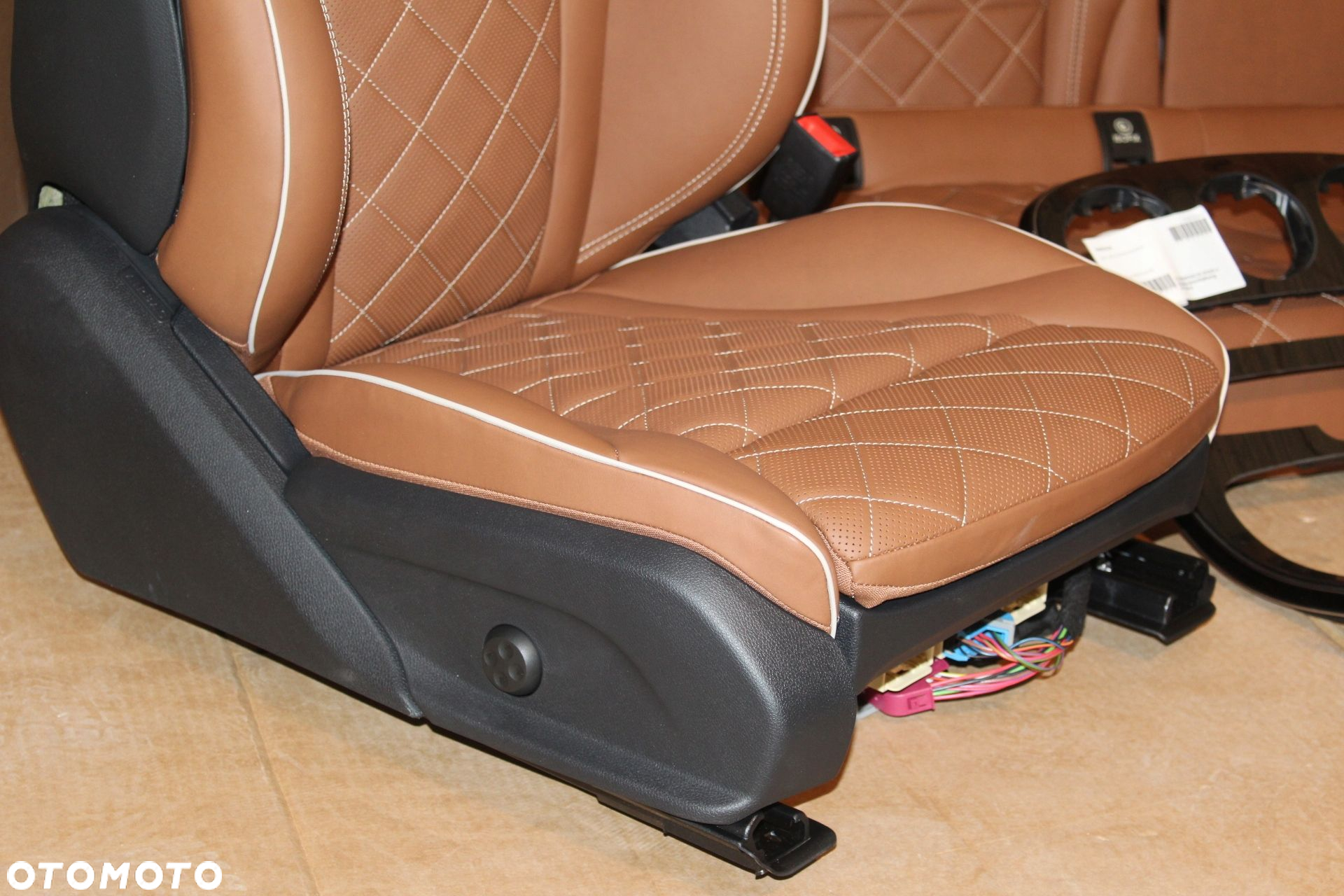 Fotele komplet BOCZKI Mercedes C-klasa W205 205 SEDAN AMG DESIGNO 2 - 9