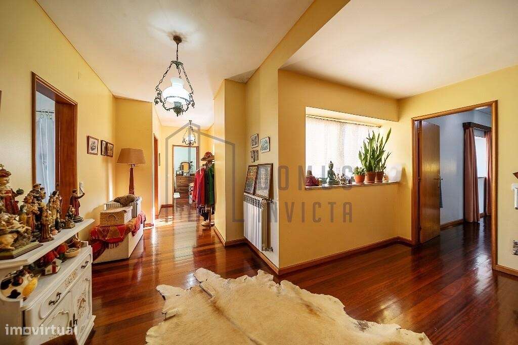 Quinta em Pedroso, Vila Nova de Gaia, com 40 mil metros quadrados.-30