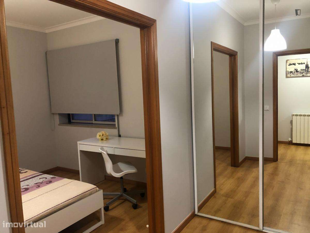 Quarto - localizado em Leiria - Grande imagem: 3/6