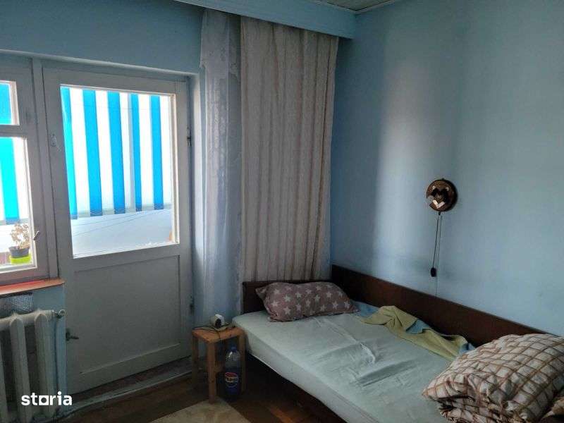 Apartament cu 3 camere - Imagine principală: 4/8