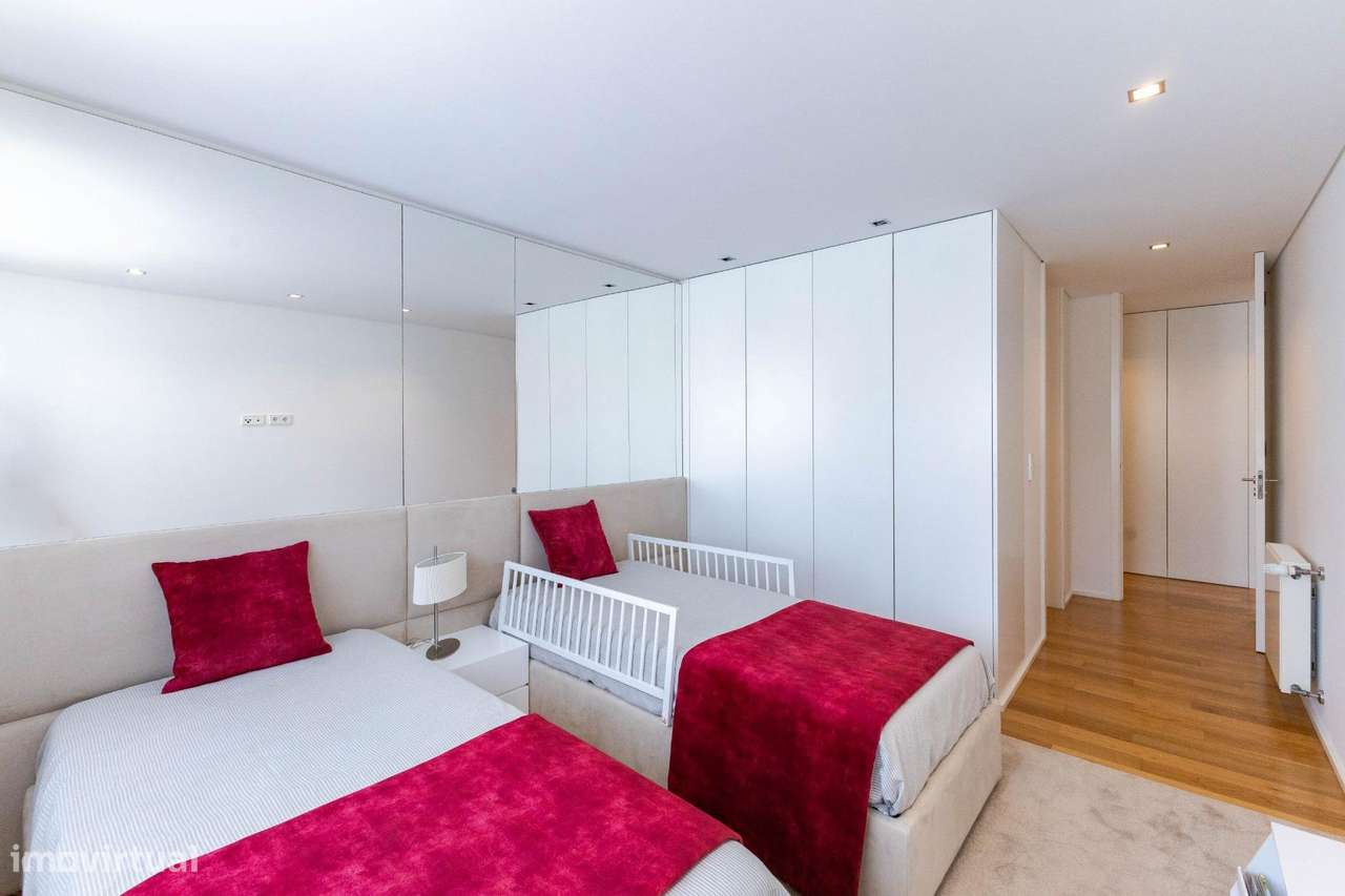 T3 de Luxo na 1.ª Linha de Mar, Madalena ,170m2 Úteis ,Box 69m2...-31