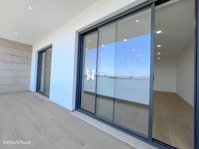 T3 NOVO COM GRANDE TERRAÇO, DESIGN MODERNO E EQUIPADO, AIRO, BARCELOS-3