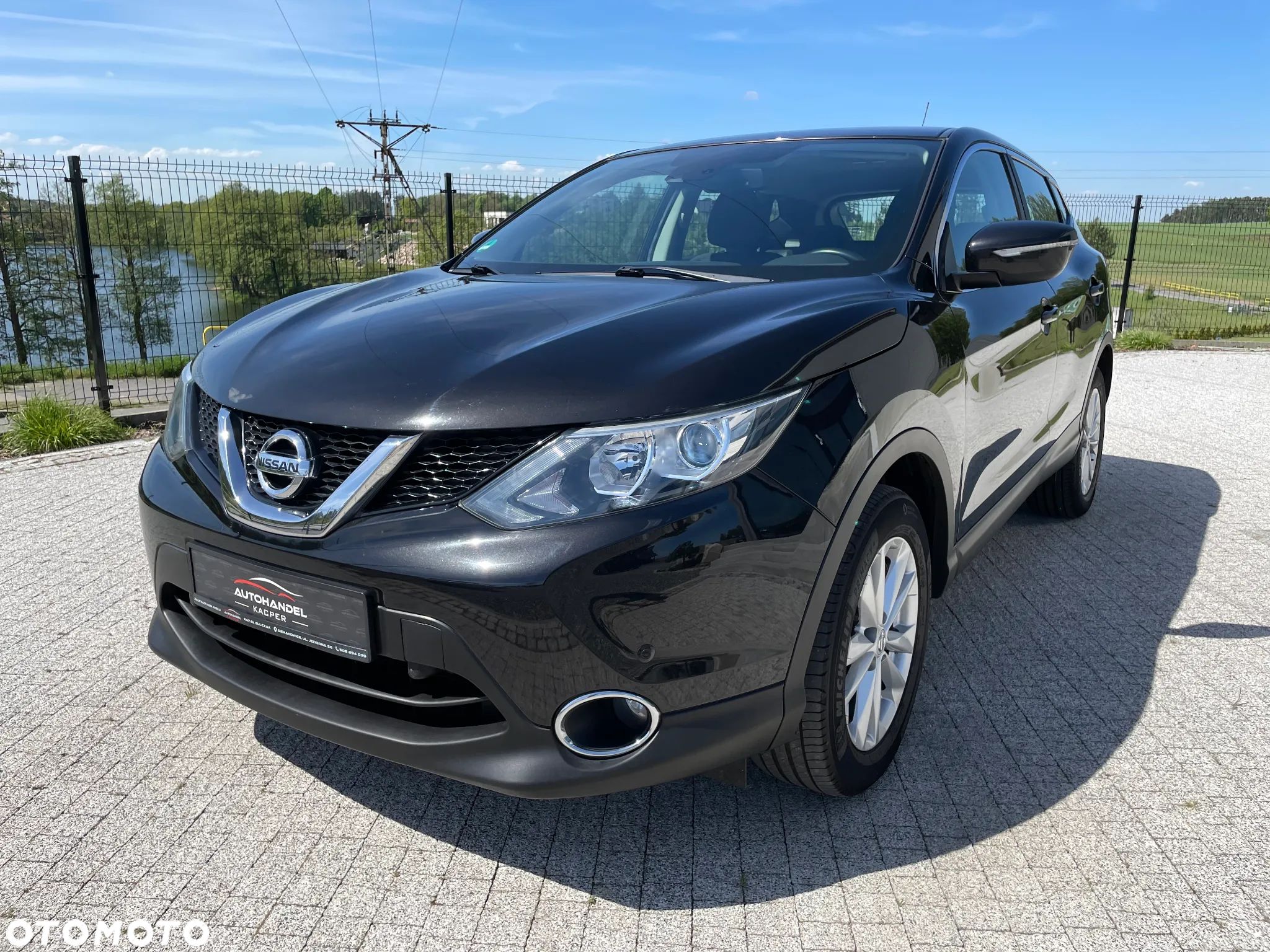 Nissan Qashqai - 1