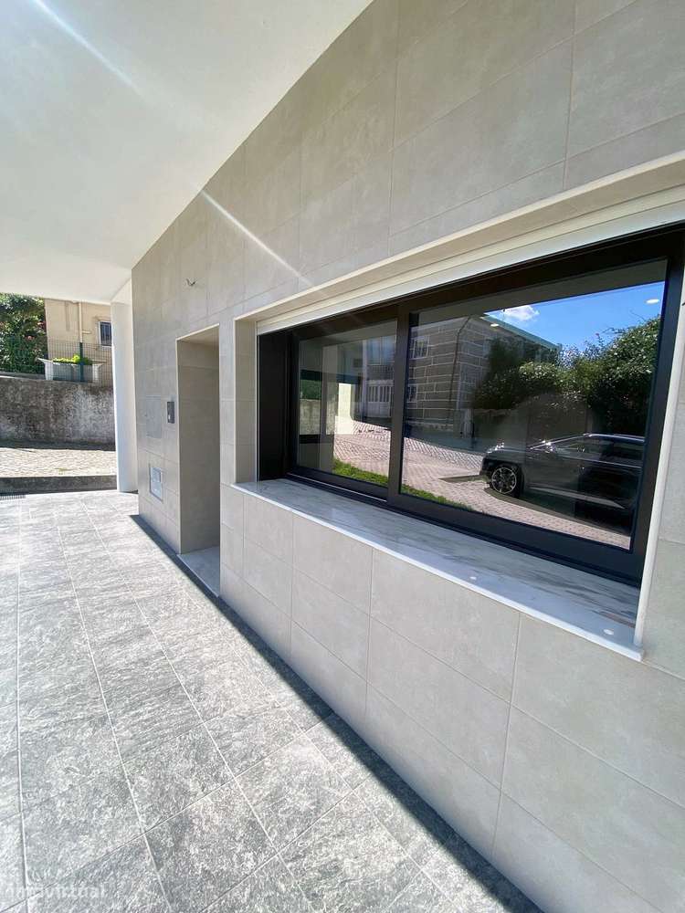 T0+Piso inferior — Sande S. Clemente, Guimarães — 175 000 €-14