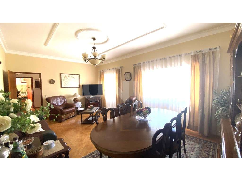 Apartamento T4+1 - Centro da Cidade-2