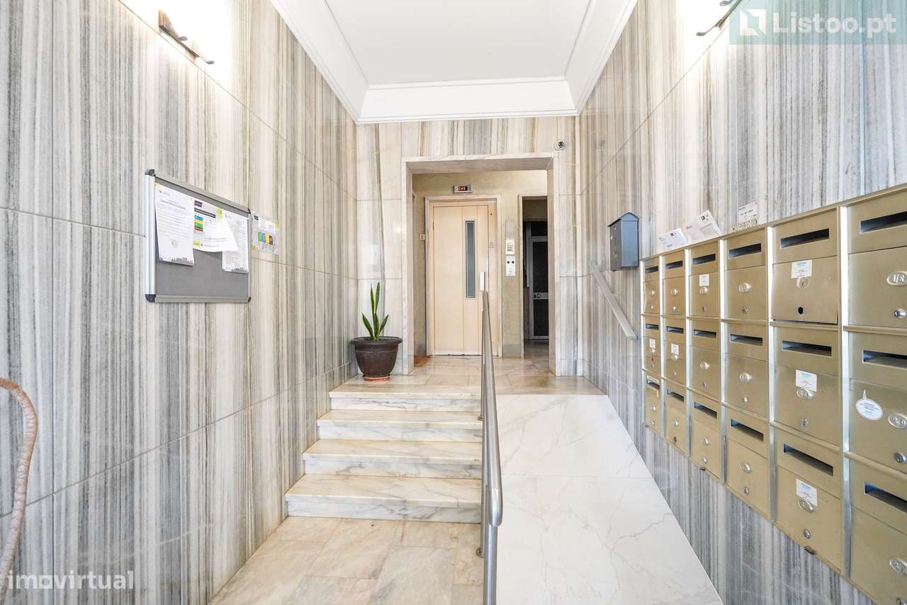 Apartamento T4 Lumiar-33