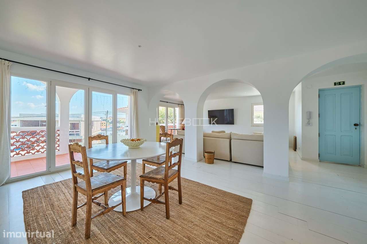 Moradia renovada com licença AL nas Quintinhas na Charneca da Caparica - Grande imagem: 4/48