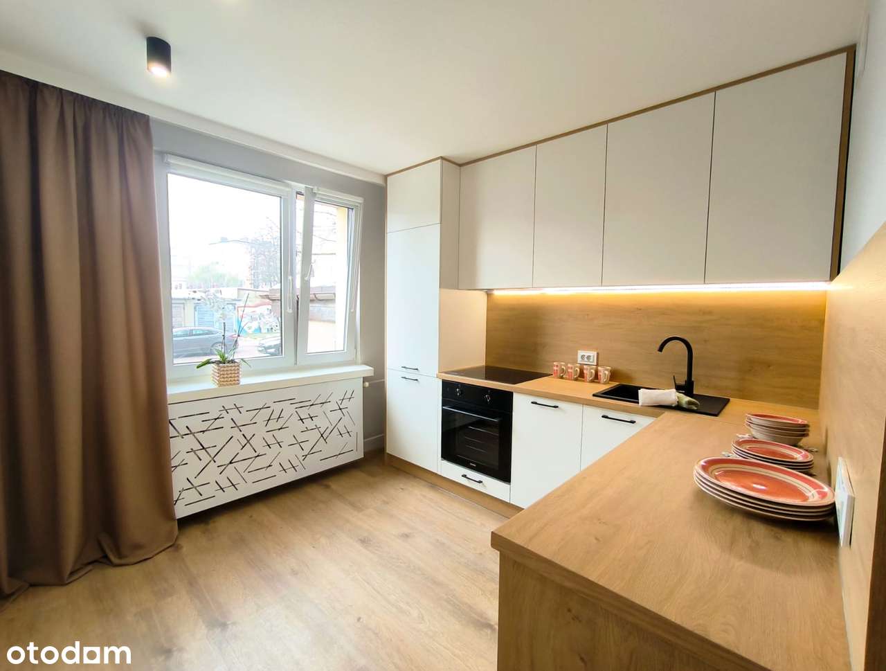 Parter | balkon| po remoncie | 2 pokoje | blisko uczelnia - Pełny obrazek: 1/10