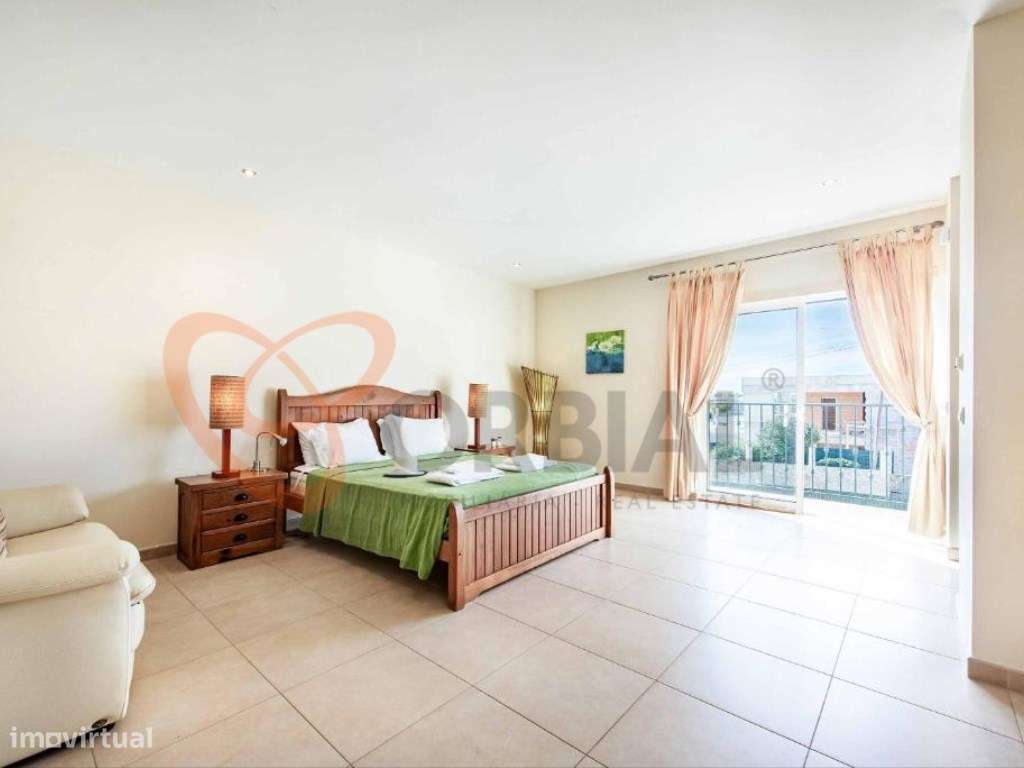 Moradia T4 com Piscina Privada num Lote de 620 m² em Vale de Parra,...-17