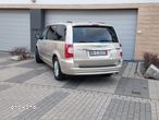 Chrysler Town & Country 3.6 Limited - 12