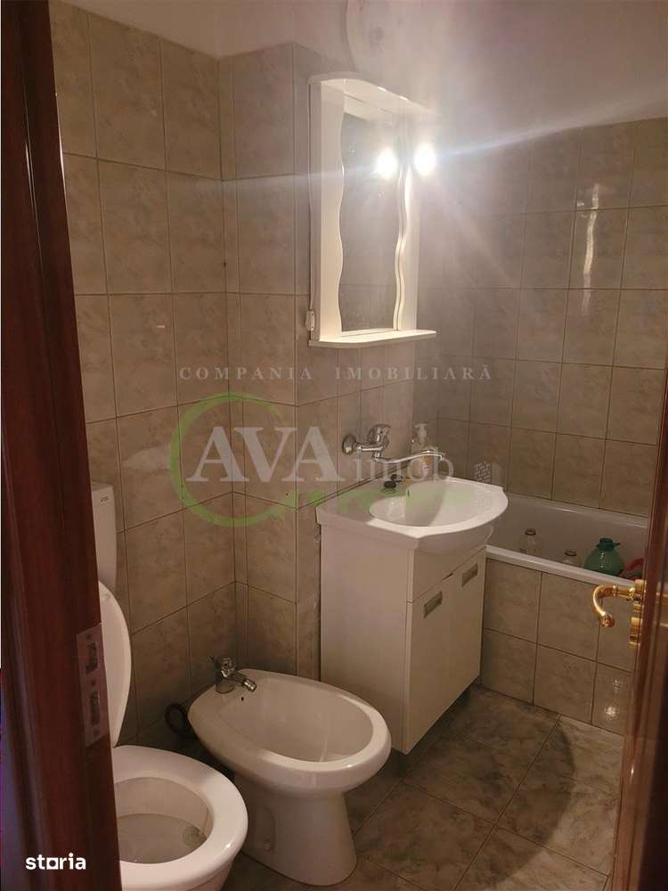 Apartament 3 camere decomandat zona  Mioritei - Imagine principală: 4/14
