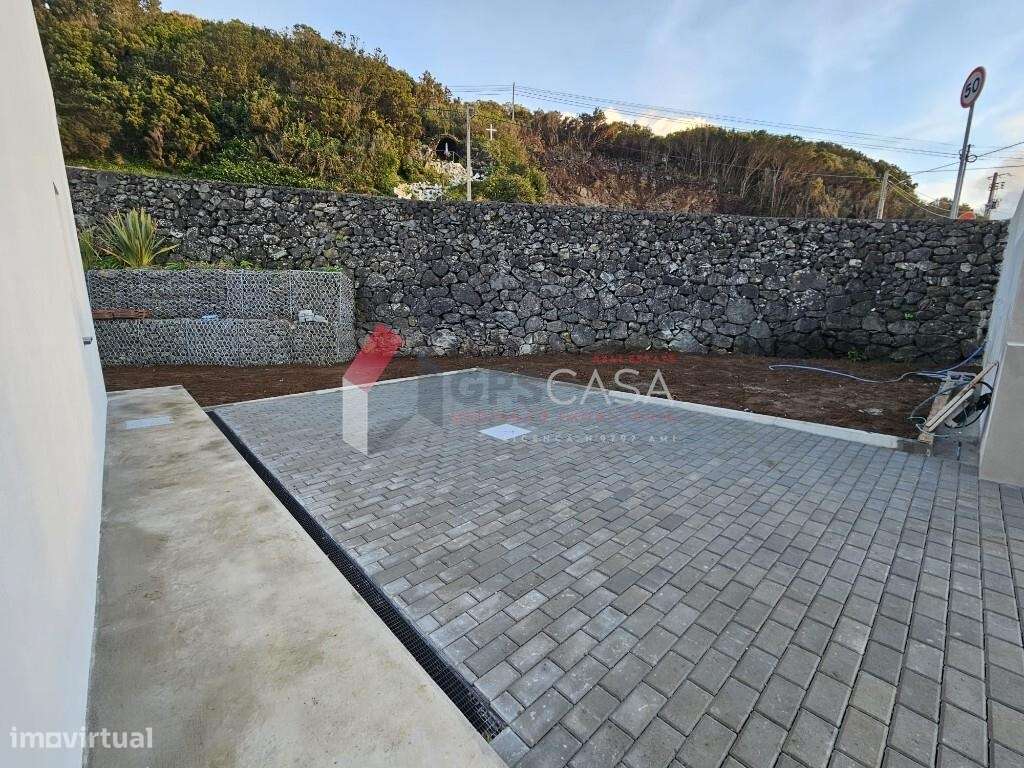 Moradia T2 nova com Chave na Mão -  Freguesia dos Biscoitos!-16