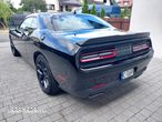 Dodge Challenger - 11