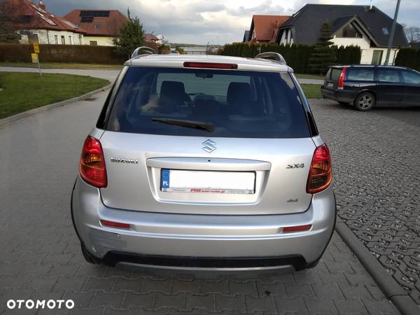 Suzuki SX4 1.6 Premium 4WD - 11