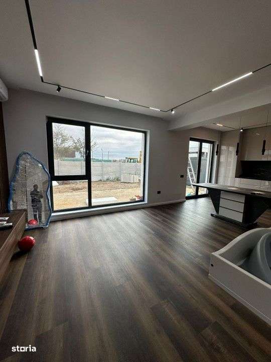 Vanzare Vila Individuala-Cristalului /dormitor parter/id nr 55-8