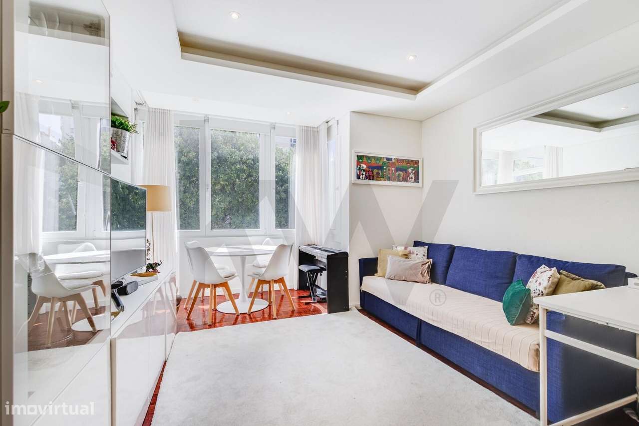 Apartamento T2 em São Domingos de Benfica - Remodelado - Grande imagem: 5/26