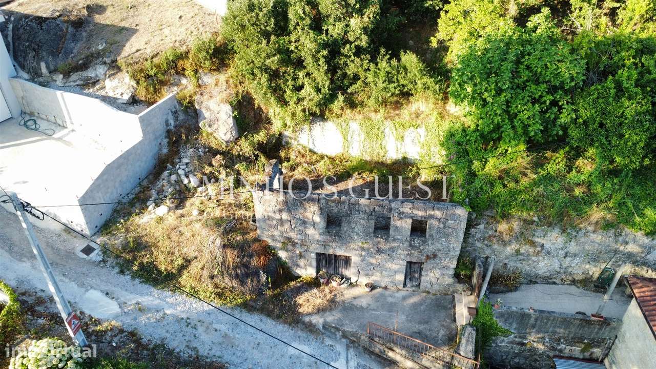 Moradia em Pedra c/2 pisos p/restauro junto á Barragem de Caniçada - V - Grande imagem: 5/10