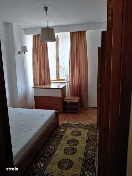 Vand apartment 2 camere semidecomandat