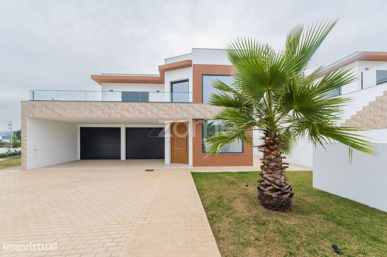 Moradia T4 com psicina - Grande imagem: 3/60