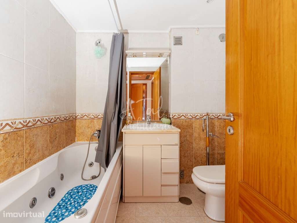 Apartamento T3 com Estacionamento | 10 min de Lisboa-22