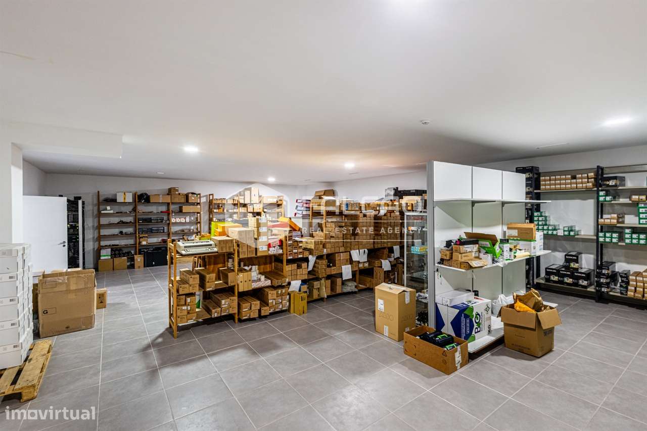Loja T7 Venda em Santarém (Marvila), Santa Iria da Ribeira de Santarém-30