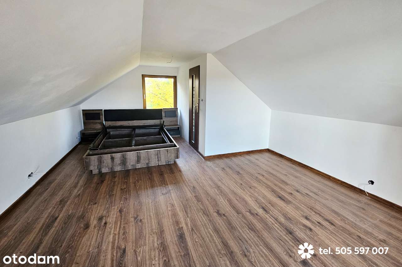 Na sprzedaż przytulny dom z działką 1000m2 w sąsiedztwie lasów-5