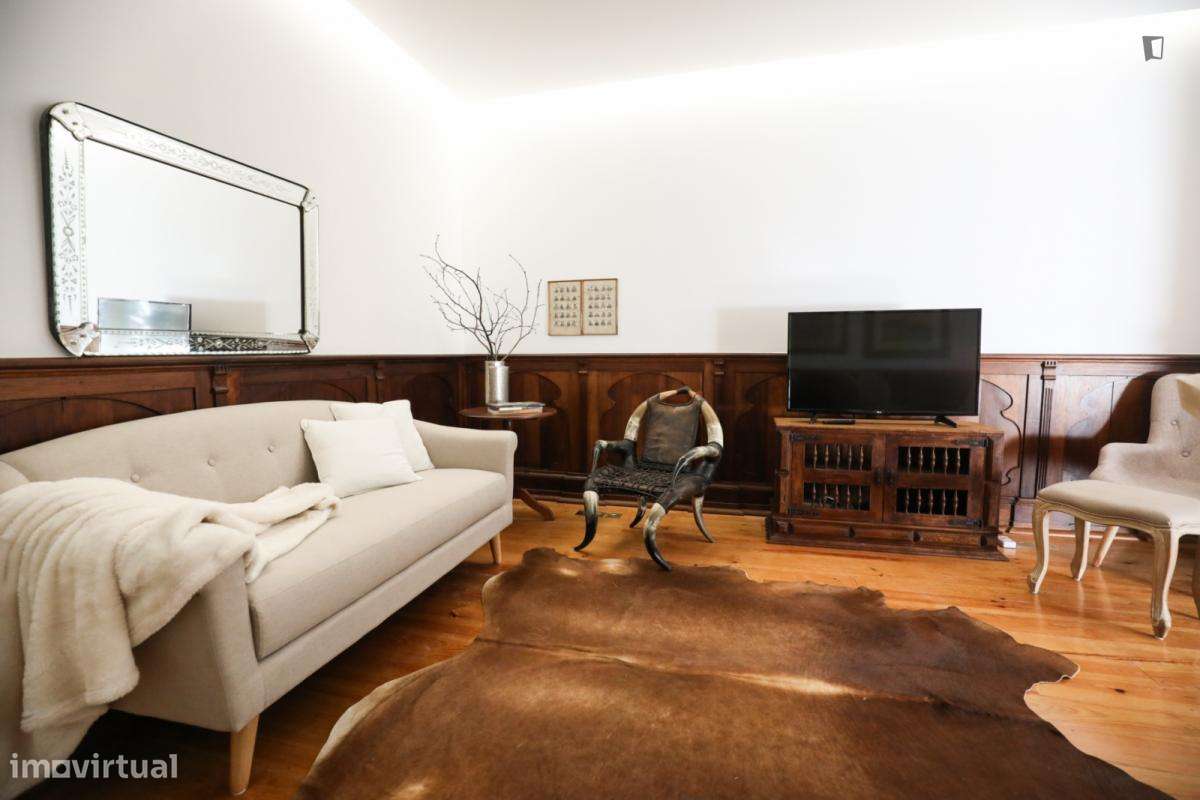 Quarto - localizado em Anjos Lisbon - Grande imagem: 4/49