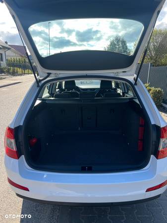 Skoda Octavia 1.6 TDI Ambition - 12