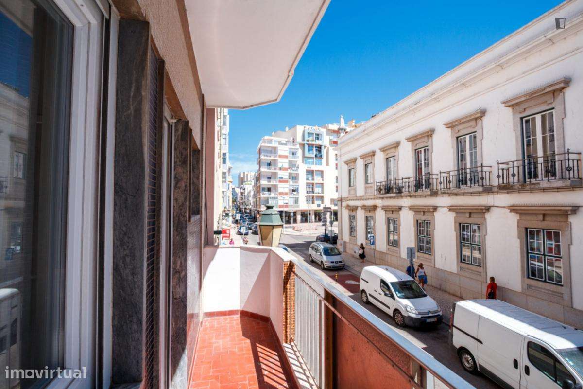 Apartamento com 1 quartos - localizado em Faro - Grande imagem: 2/8