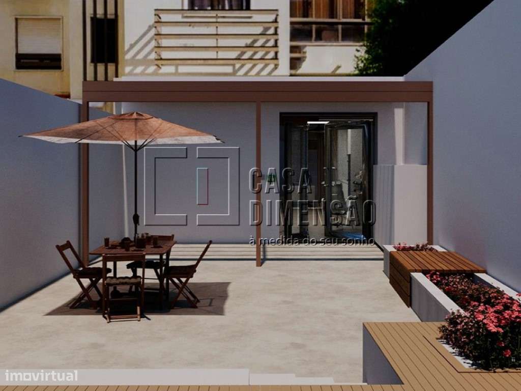 Apartamento T0/T1, em remodelação total, com Terraço de 71 m2!!-8