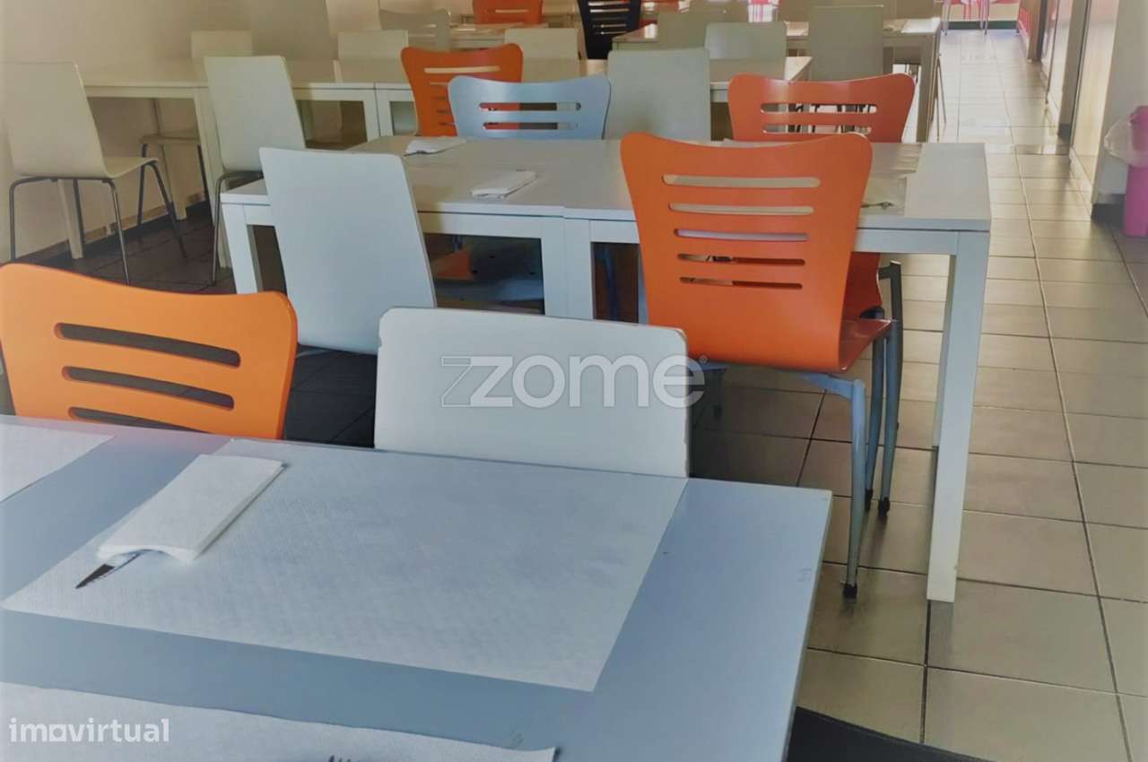 Café Bar ao Hospital de São João - Grande imagem: 4/12