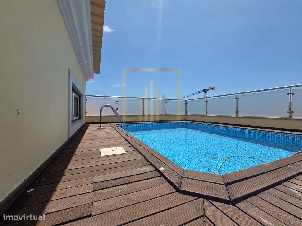 Moradia T5 com piscina + Apartamento T3, em centro de Lagoa (Algarve)-43