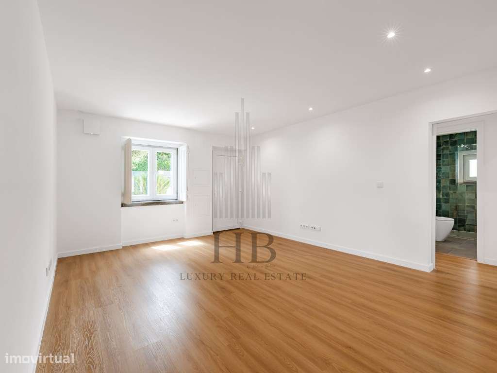 Andar de Moradia T2 + Anexo T1 Independente | Vista Mar e Serra | P...-15