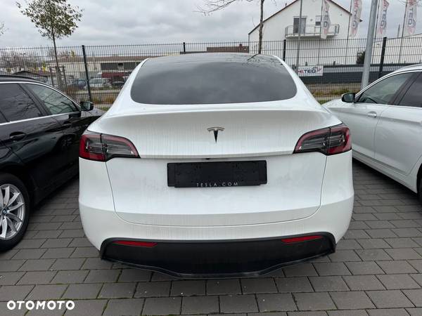 Tesla Y RWD - 5