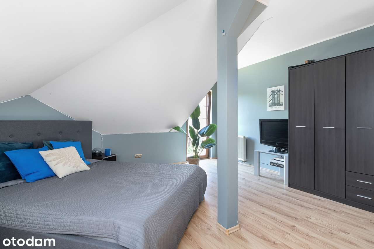 Salon + 5 pokoi | duży ogród | podwójny garaż | fotowoltaika-10