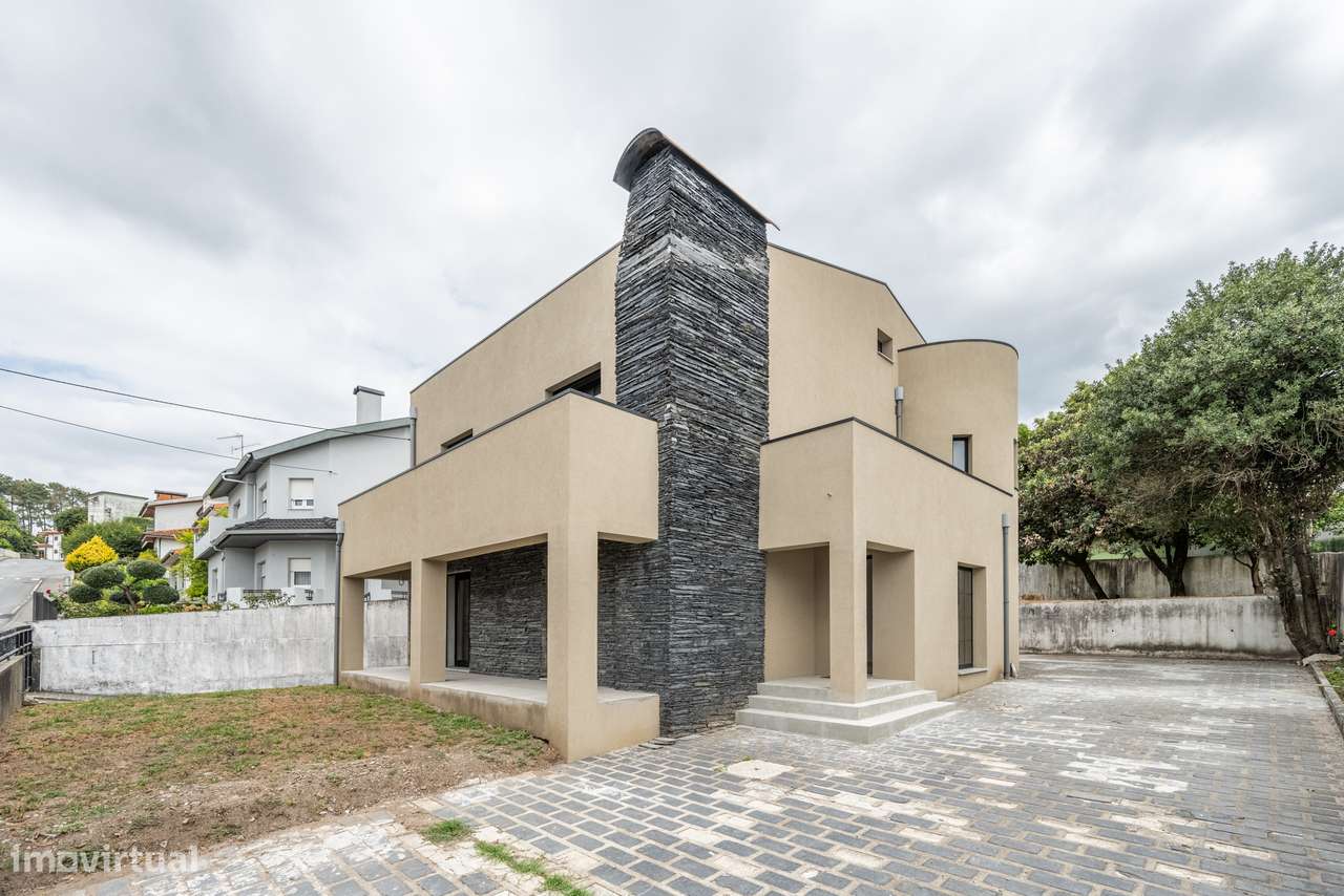 Moradia T4 | Lamaçães, Braga-2