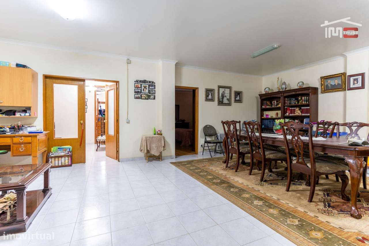 PREDIO EM PROPRIEDADE HORIZONTAL PARA HABITAÇÃO E COMERCIO COM LICE... - Grande imagem: 5/32